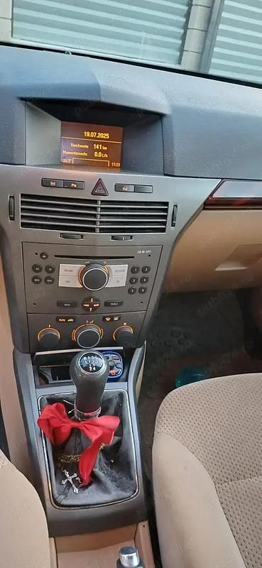 Utilizat 2004 Opel Astra Hatchback | 1.300 EUR (Preț OK) - Imagine 1/4