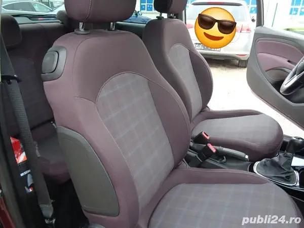 Second-hand Opel Adam Glam 90 CP (66 kW) 2013 Roșu Hatchback