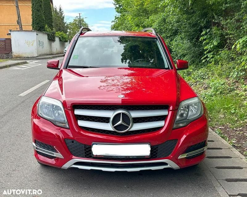 Culoarerosu Utilizat 2014 Mercedes GLK220 SUV | 13.900 EUR (Preț OK) - Imagine 1/4