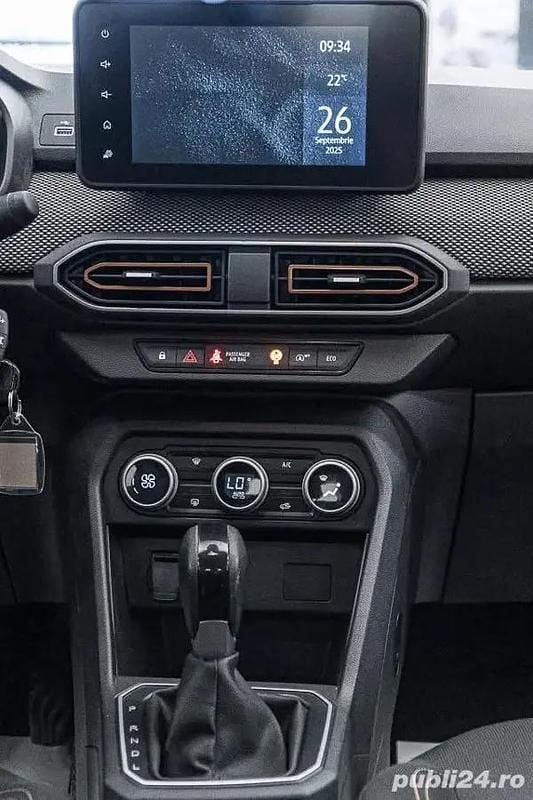 Second-hand Dacia Sandero Stepway 90 CP (66 kW) 2023 Gri Hatchback