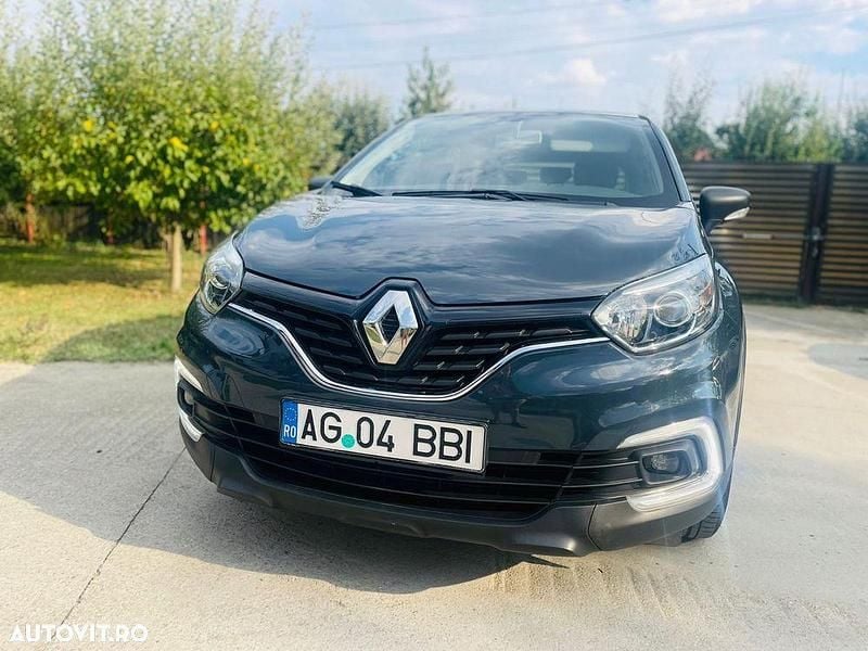 Second-hand Renault Captur Life 90 CP (66 kW) 2019 Culoarealbastru SUV