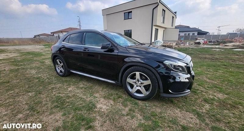 Culoarenegru Utilizat 2014 Mercedes GLA220 AMG line SUV | 15.700 EUR (Preț OK) - Imagine 1/4