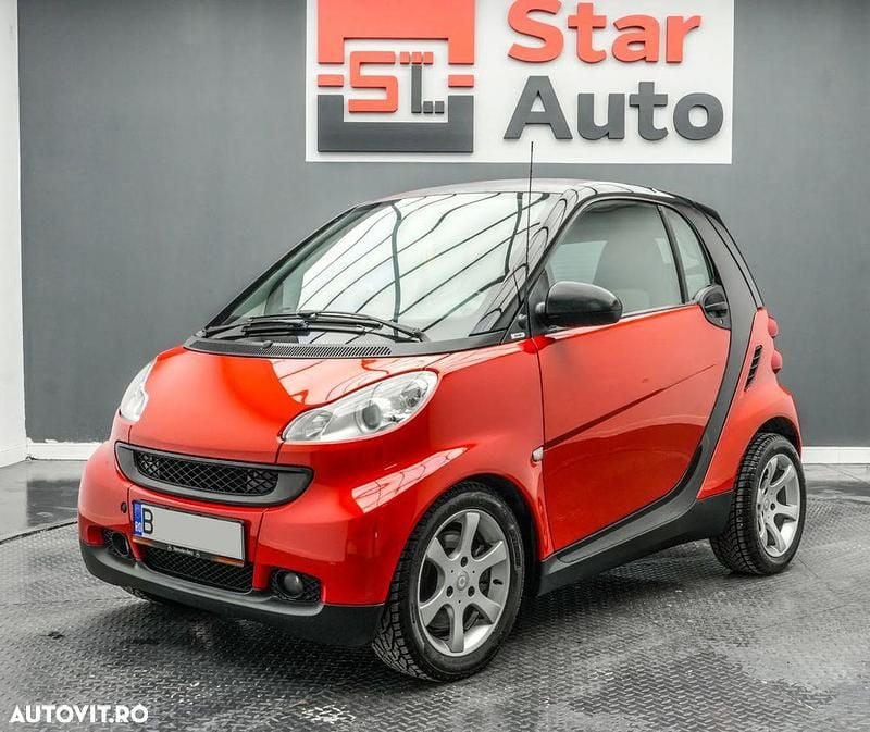 Culoarerosu Utilizat 2009 Smart ForTwo Coupé Passion Coupe | 4.490 EUR - Imagine 1/4