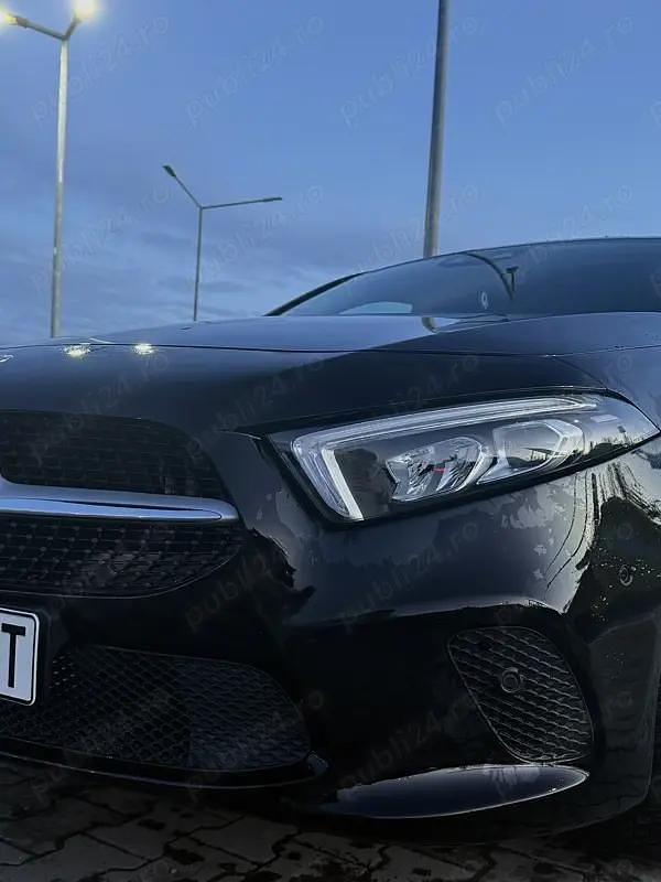 Second-hand Mercedes A250 218 CP (160 kW) 2020 Negru Berlinǎ