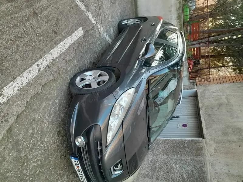 Second-hand Peugeot 207 90 CP (66 kW) 2009 Break