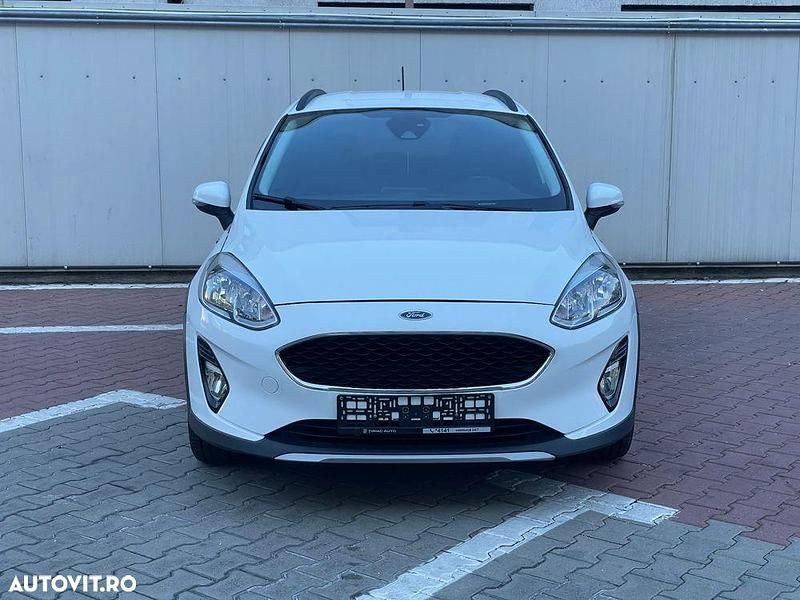 Second-hand Ford Fiesta Active 100 CP (73 kW) 2018 Culoarealb Hatchback