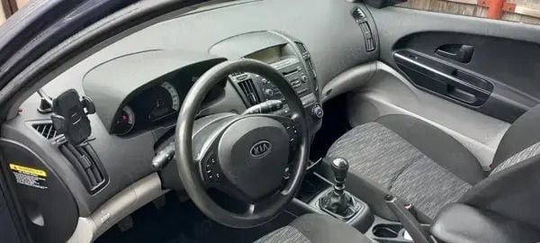 Utilizat 2009 Kia Ceed Hatchback | 2.800 EUR (Preț bun) - Imagine 1/4