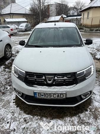 Utilizat 2020 Dacia Logan Berlinǎ | 8.300 EUR (Preț bun) - Imagine 1/4