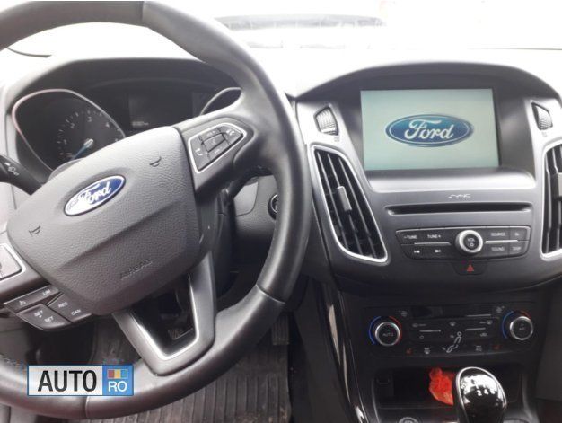 Second-hand Ford Focus 120 CP (88 kW) 2016 Gri Berlinǎ