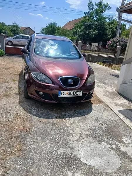 Utilizat 2006 Seat Altea XL Monovolum | 2.400 EUR (Puțin scump) - Imagine 1/4