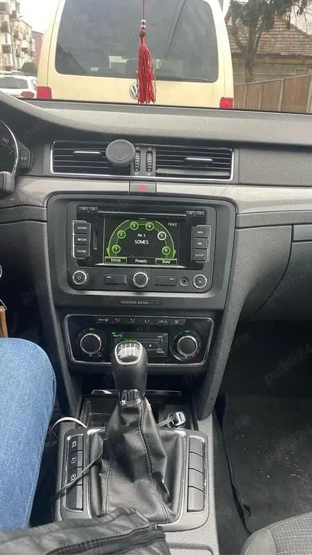 Second-hand Skoda Superb 110 CP (80 kW) 2015 Negru Berlinǎ