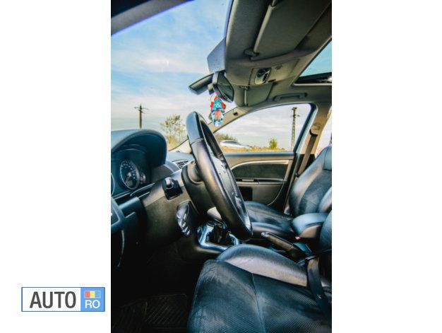 Second-hand Ford Mondeo Titanium X 145 CP (106 kW) 2006 Albastru Berlinǎ