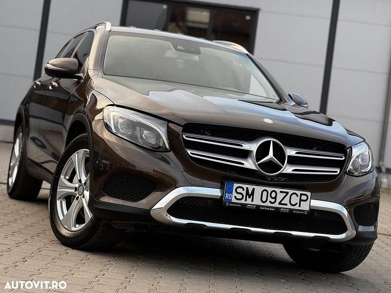 Culoaremaro Utilizat 2016 Mercedes GLC220 Exclusive SUV | 19.990 EUR (Preț OK) - Imagine 1/4