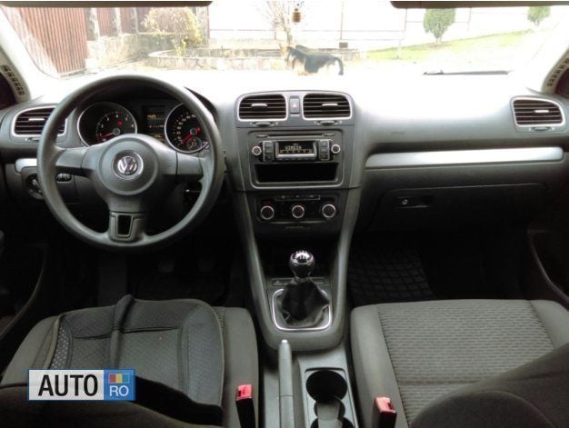 Alb Utilizat 2012 VW Golf VII Break | 6.550 EUR (Scump) - Imagine 1/2