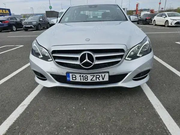 Utilizat 2013 Mercedes E250 Berlinǎ | 14.500 EUR - Imagine 1/4