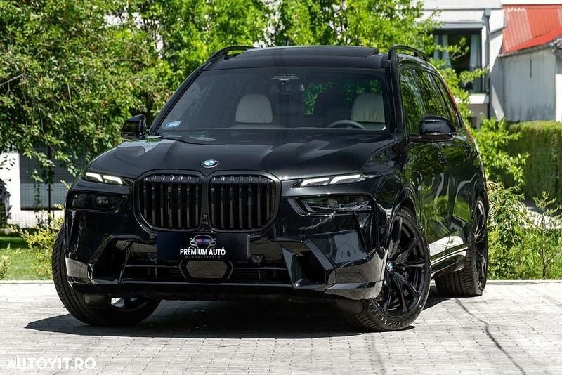 Second-hand BMW X7 M Sport 352 CP (258 kW) 2025 Culoarenegru SUV