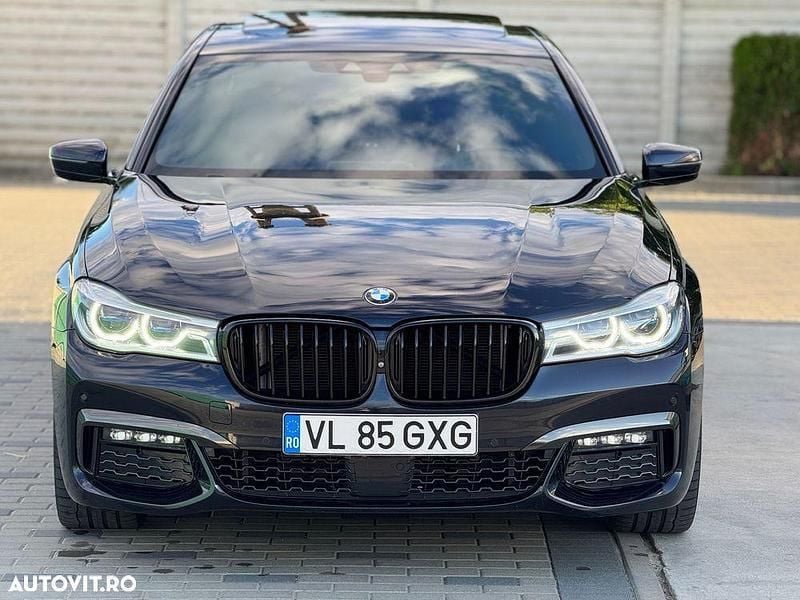 Negru Utilizat 2016 BMW 730 Berlinǎ | 30.000 EUR (Preț OK) - Imagine 1/4