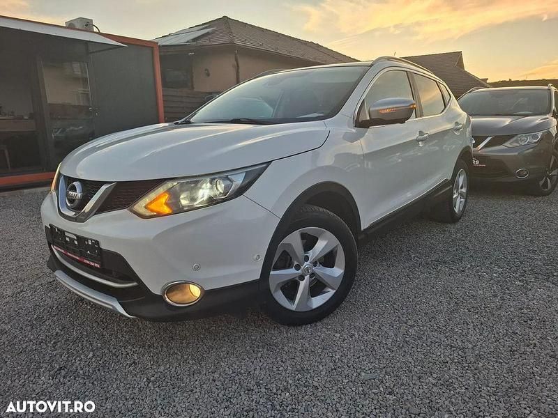 Culoarealb Utilizat 2014 Nissan Qashqai Tekna SUV | 9.990 EUR (Preț OK) - Imagine 1/4
