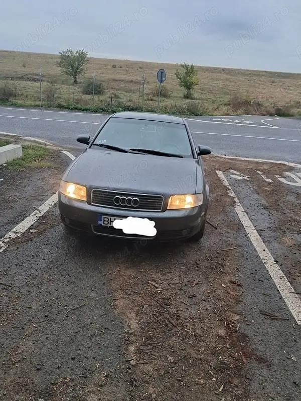 Utilizat 2003 Audi A4 Berlinǎ | 1.850 EUR (Preț bun) - Imagine 1/4