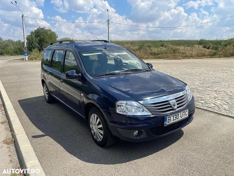 Albastru Utilizat 2012 Dacia Logan MCV Lauréate Break | 4.390 EUR (Preț OK) - Imagine 1/4