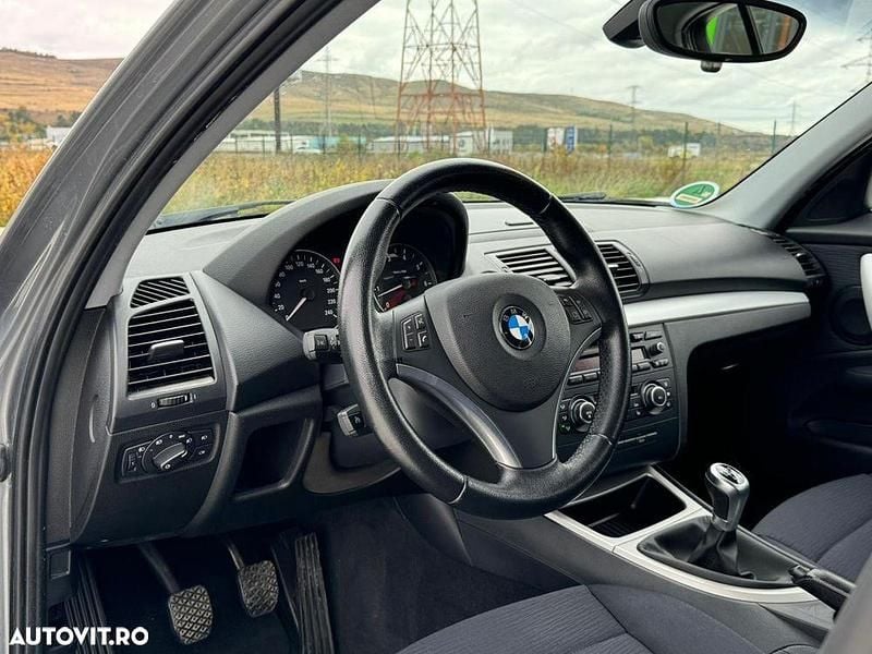 Second-hand BMW 116 Sport Line 109 CP (80 kW) 2010 Culoarealte culori Hatchback