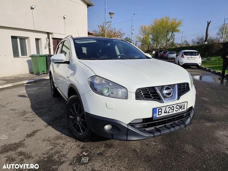 Culoarealb Utilizat 2010 Nissan Qashqai Tekna SUV | 3.950 EUR (Super Preț) - Imagine 1/4