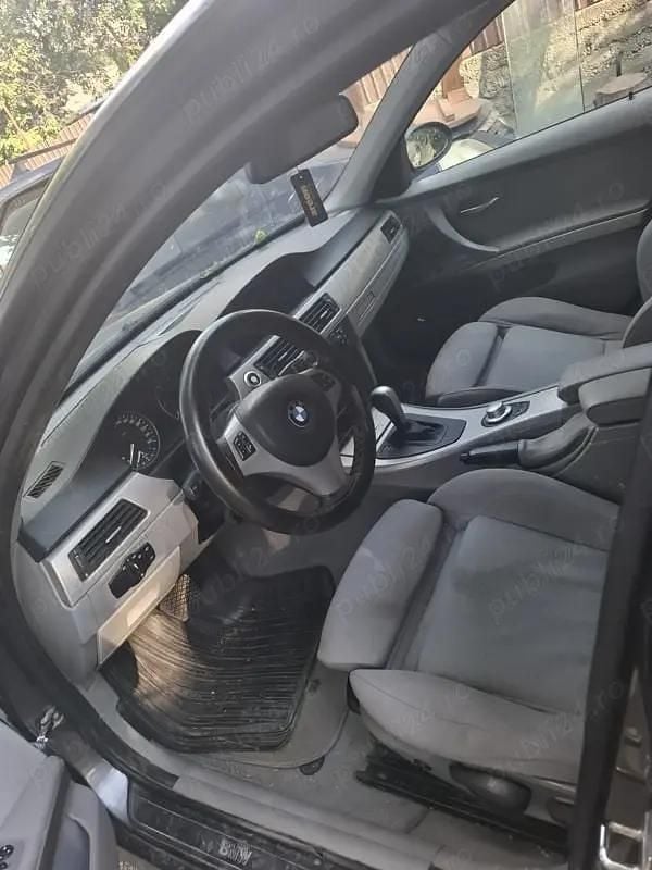 Utilizat 2006 BMW 320 Berlinǎ | 4.000 EUR (Preț OK) - Imagine 1/4