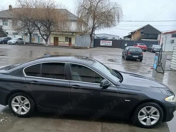 Second-hand BMW 520 185 CP (136 kW) 2011 Berlinǎ