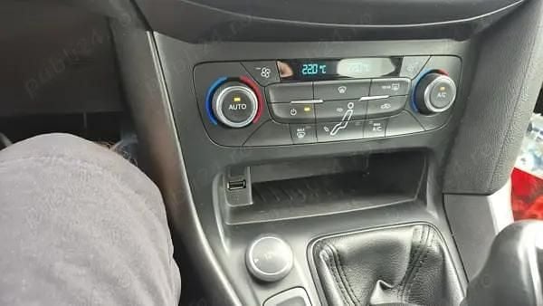 Second-hand 2017 Ford Focus Berlinǎ | 7.500 EUR (Preț OK) - Imagine 1/4