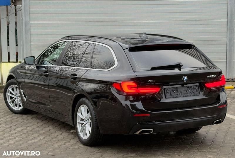 Second-hand BMW 520 190 CP (139 kW) 2022 Culoarenegru Break