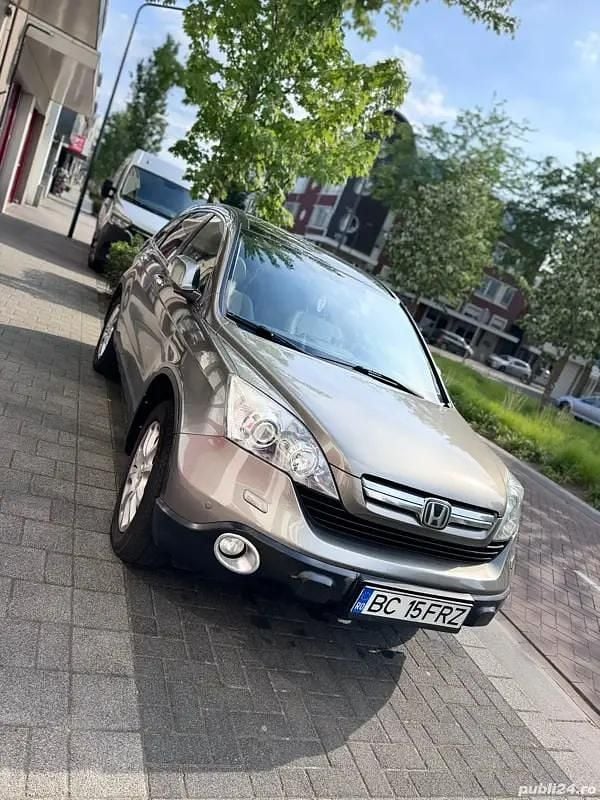 Maro Utilizat 2008 Honda CR-V SUV | 8.300 EUR (Preț OK) - Imagine 1/4