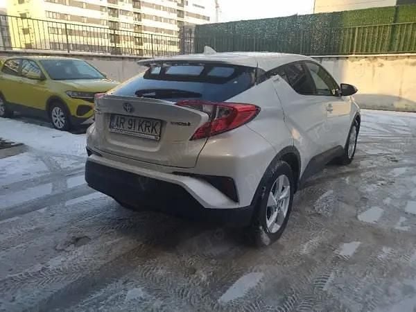 Second-hand Toyota C-HR 136 CP (100 kW) 2019 Alb SUV