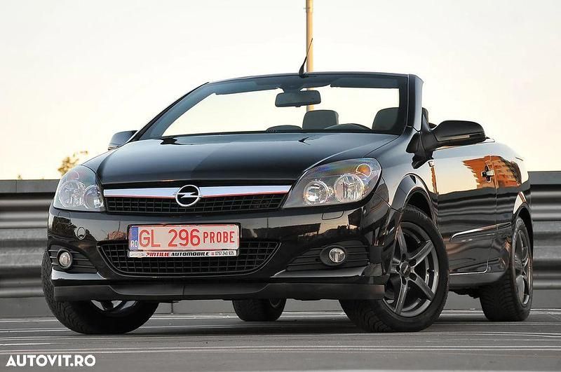 Culoarenegru Utilizat 2007 Opel Astra Cabriolet Cosmo Cabrio | 4.150 EUR - Imagine 1/4