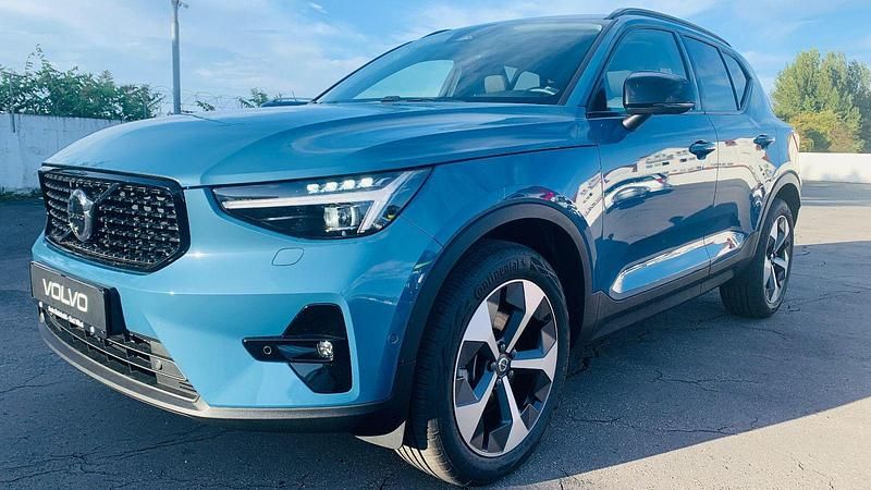 Utilizat 2024 Volvo XC40 Plus SUV | 42.301 EUR (Scump) - Imagine 1/1