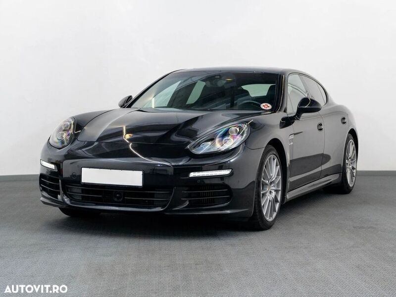 Negru Utilizat 2016 Porsche Panamera Berlinǎ | 45.900 EUR - Imagine 1/4