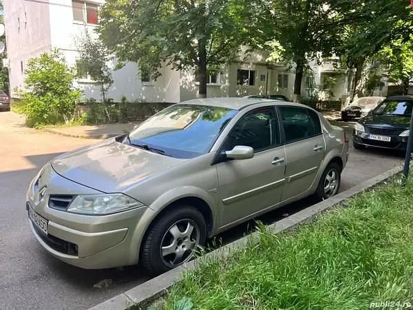 Utilizat 2009 Renault Mégane III Berlinǎ | 2.350 EUR (Preț bun) - Imagine 1/4