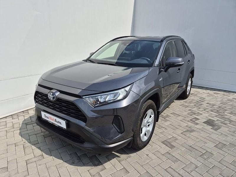 Gri mediu normal Utilizat 2020 Toyota RAV4 Active SUV | 28.360 EUR (Preț OK) - Imagine 1/4