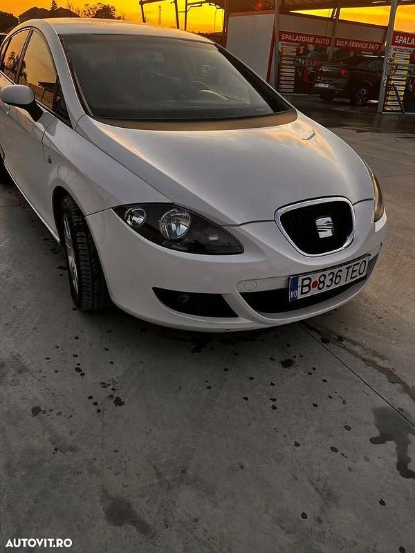 Culoarealb Utilizat 2008 Seat Leon Hatchback | 4.000 EUR (Preț OK) - Imagine 1/4