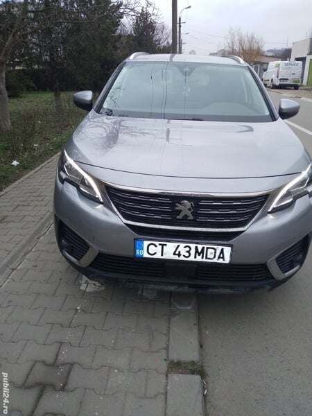Gri Utilizat 2018 Peugeot 5008 Monovolum | 13.200 EUR (Preț bun) - Imagine 1/4
