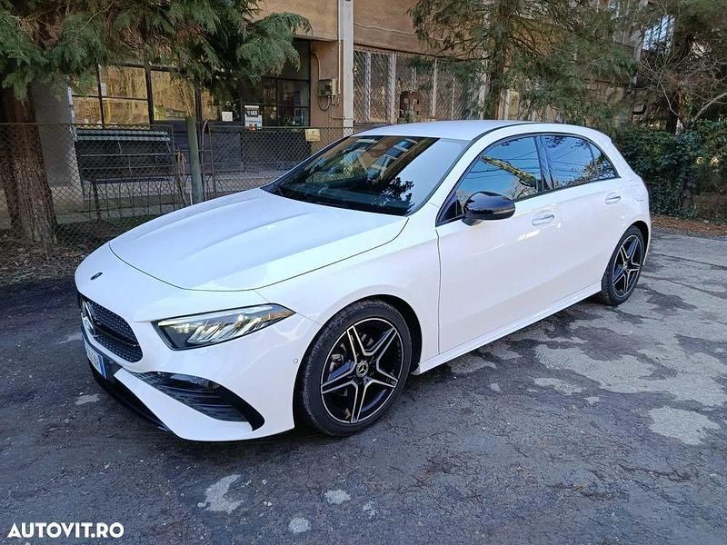 Second-hand Mercedes A180 116 CP (85 kW) 2023 Culoarealb Hatchback
