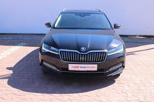Negru Utilizat 2020 Skoda Superb Break | 15.800 EUR (Preț OK) - Imagine 1/4