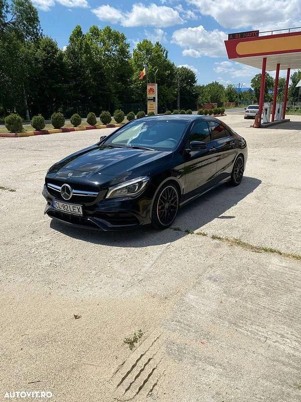 Culoarenegru Utilizat 2017 Mercedes CLA45 AMG AMG Coupe | 25.500 EUR - Imagine 1/4