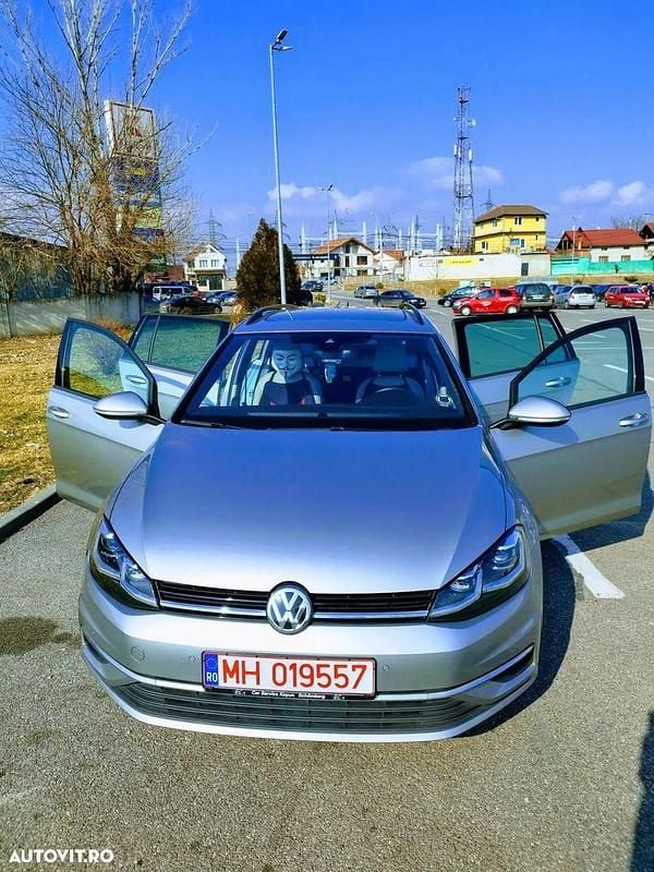 Culoaregri Utilizat 2018 VW Golf VII Comfortline Break | 10.199 EUR (Preț OK) - Imagine 1/4