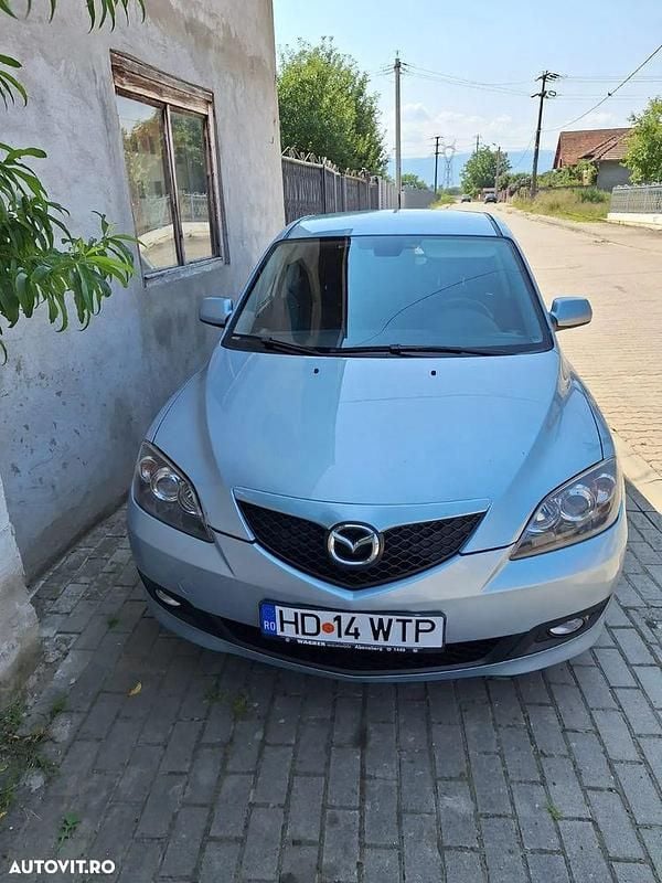 Culoarealbastru Utilizat 2006 Mazda 3 Active Hatchback | 2.599 EUR (Preț OK) - Imagine 1/4