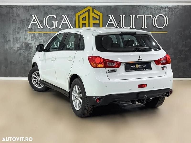 Second-hand Mitsubishi ASX Invite 114 CP (83 kW) 2016 Culoarealb SUV