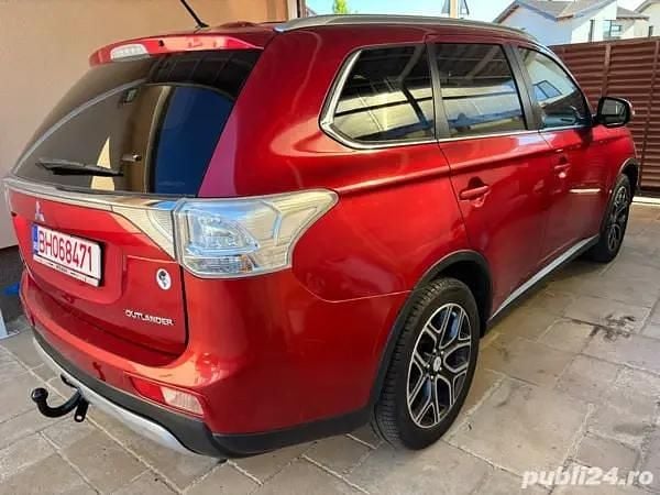 Second-hand Mitsubishi Outlander 150 CP (110 kW) 2015 SUV