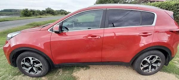 Rosu Utilizat 2021 Kia Sportage 2 SUV | 17.900 EUR (Preț bun) - Imagine 1/4