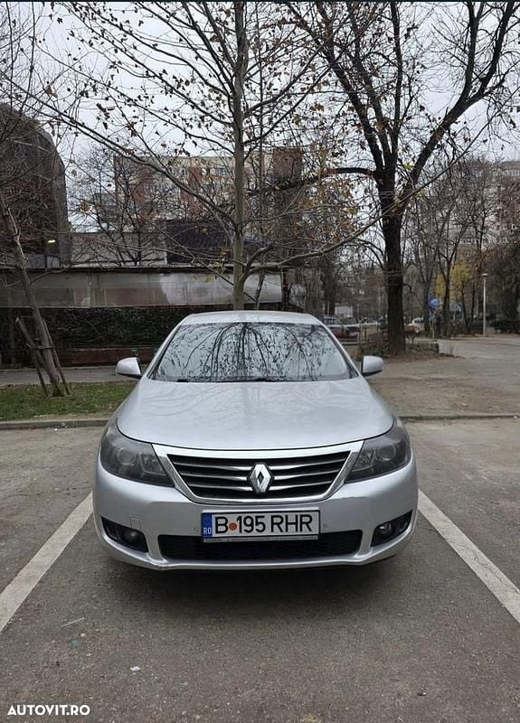 Culoaregri Utilizat 2011 Renault Latitude Berlinǎ | 3.990 EUR - Imagine 1/4