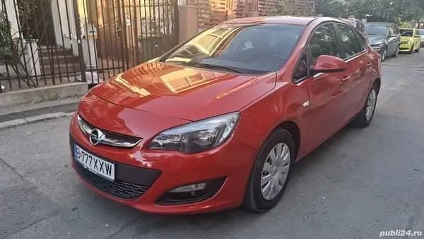 Rosu Utilizat 2014 Opel Astra Berlinǎ | 6.200 EUR (Preț OK) - Imagine 1/4