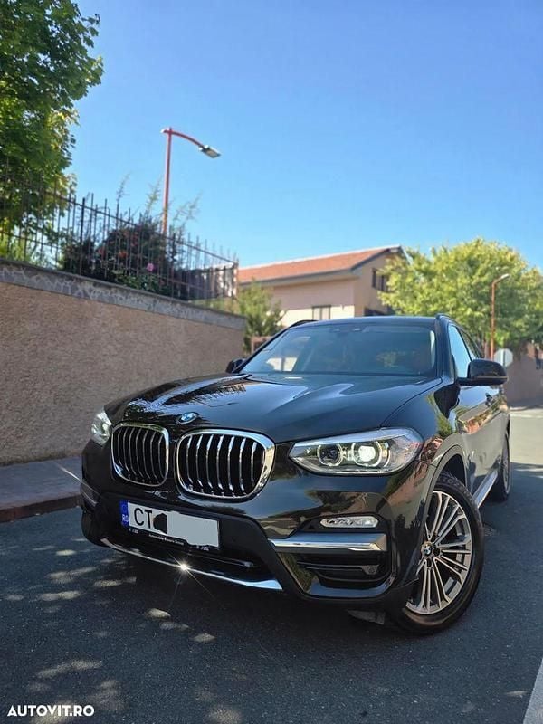 Culoaremaro Utilizat 2020 BMW X3 Comfort Edition SUV | 31.000 EUR (Preț bun) - Imagine 1/4